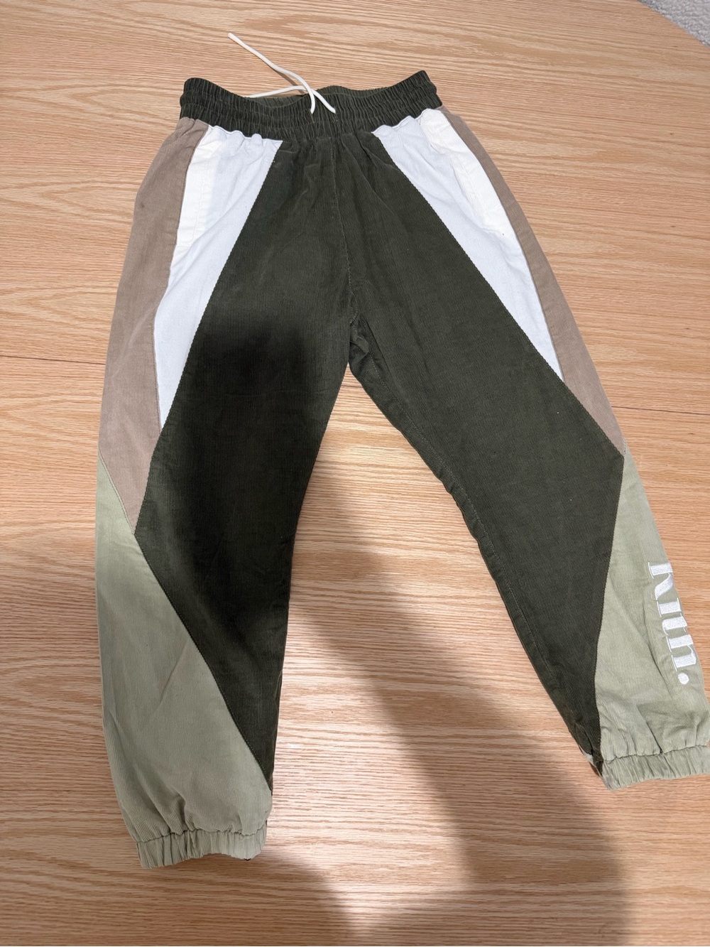 Kith Kids Colorblock Sweatpants in Olive, White, Taupe